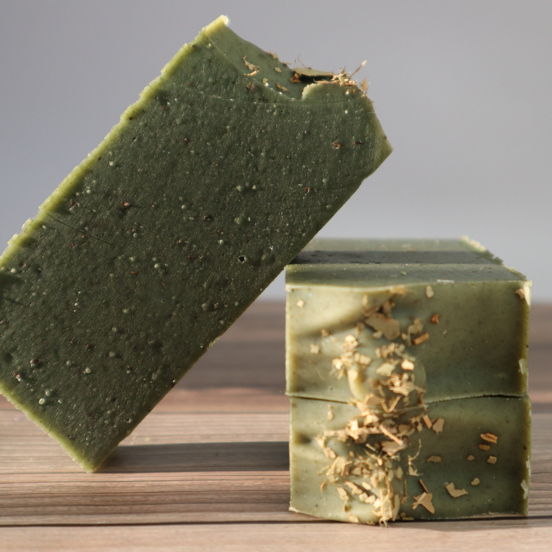 Breathe: Natural Essential Oil Blend - Refreshing Aromatherapy for Clear Breathing and Relaxation